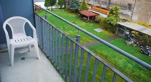 فندق كولونيا White Apartment